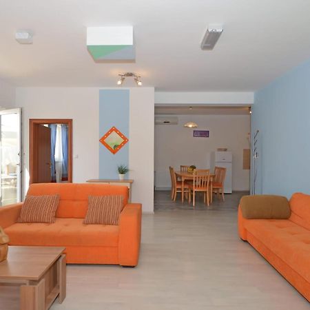Apartments Santo Trogir - Okrug Gornji Exterior foto