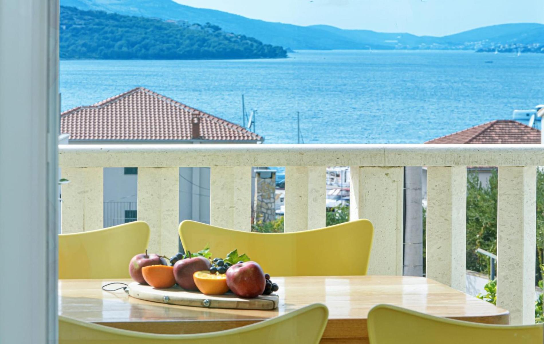 Apartments Santo Trogir - Okrug Gornji Exterior foto